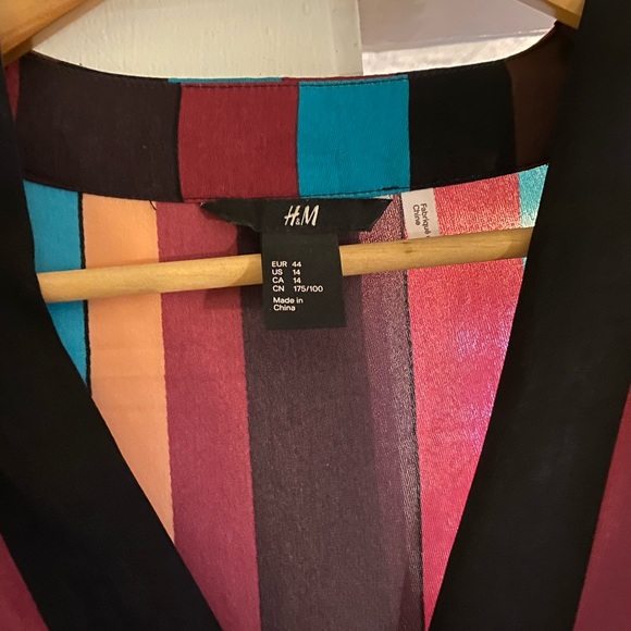 H&M striped dress - Picture 9 of 12